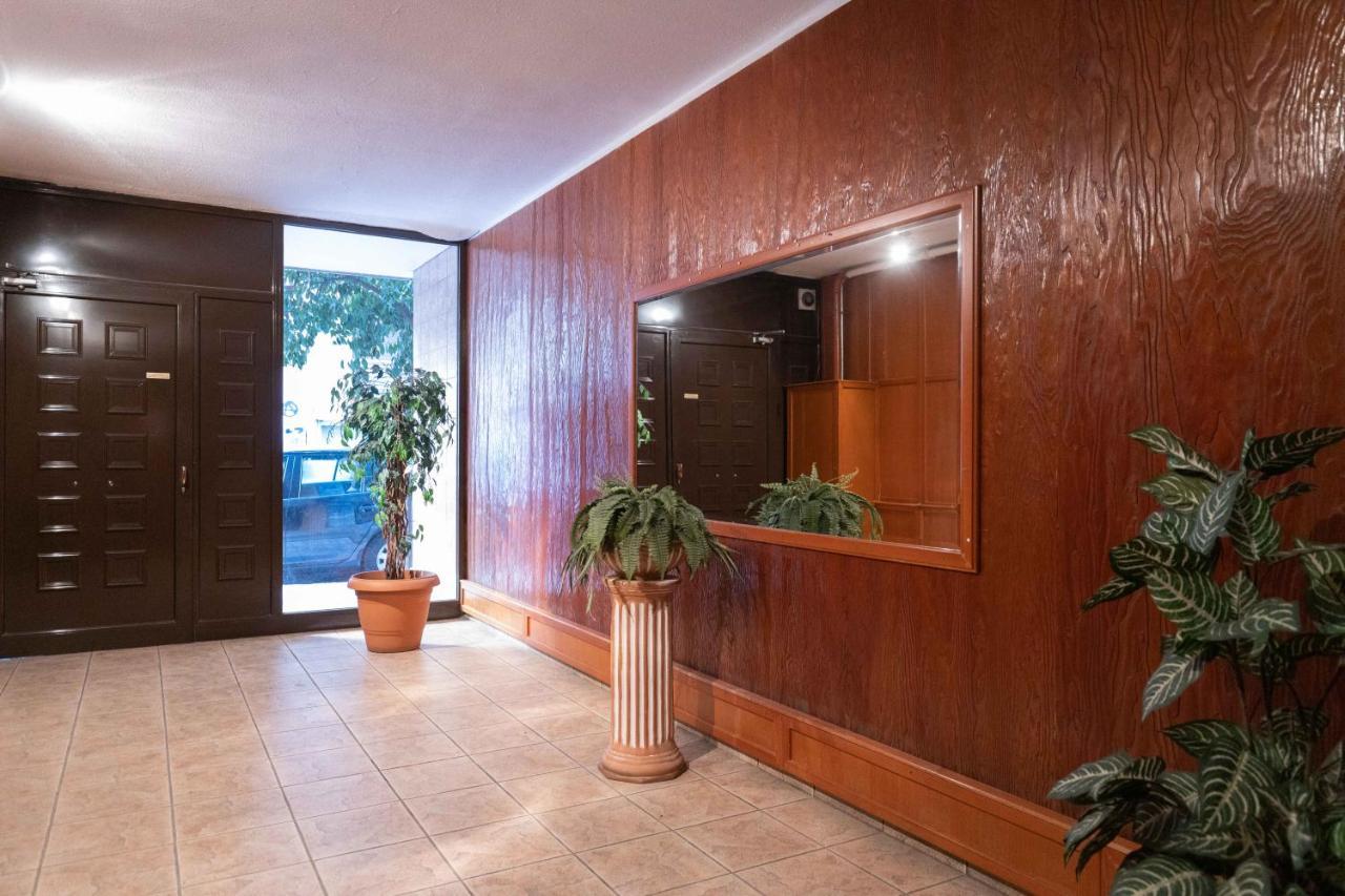 Wonderful Central Athens 2 Bedroom 2 Bath Sleeps 8 מראה חיצוני תמונה